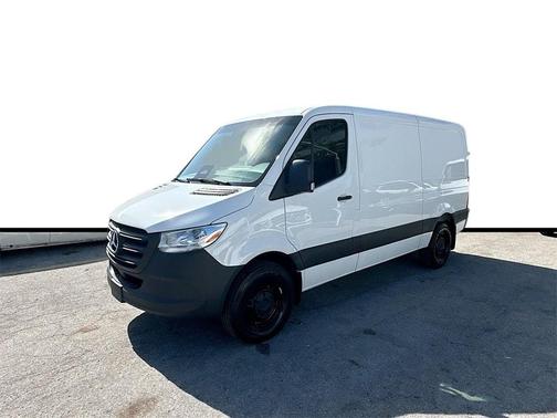2025 Mercedes-Benz Sprinter 2500 Standard Roof
