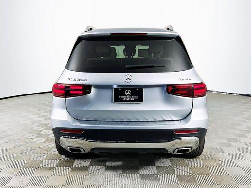 Cirrus Silver Metallic 2026 Mercedes-Benz GLB 250 Base 4MATIC
