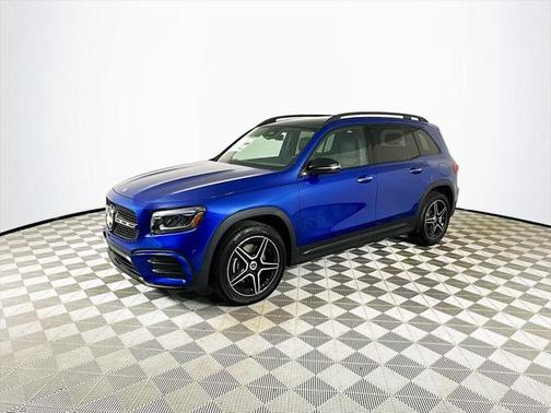2025 Mercedes-Benz GLB 250