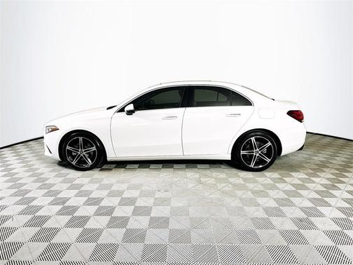 2022 Mercedes-Benz A-Class A 220