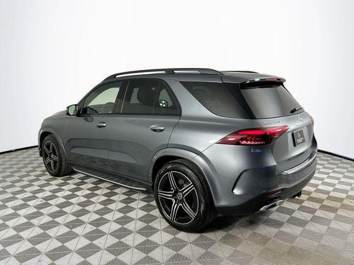 White 2024 Mercedes-Benz GLE 450 4MATIC