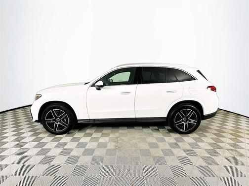 2026 Mercedes-Benz GLC 350e 