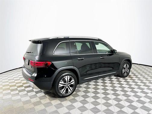 2025 Mercedes-Benz GLB 250 Base