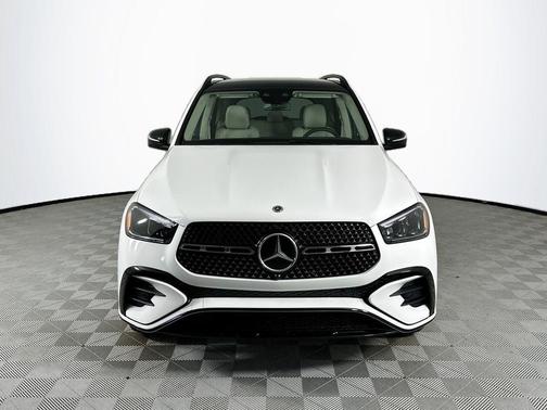 Polar White 2026 Mercedes-Benz GLE 450 4MATIC