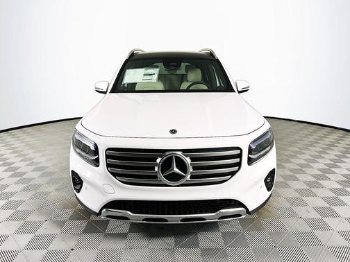 Polar White 2026 Mercedes-Benz GLB 250 Base