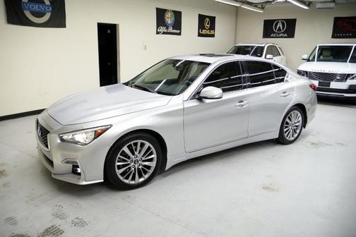 Photo 4 of 32 of 2018 INFINITI Q50 3.0t LUXE