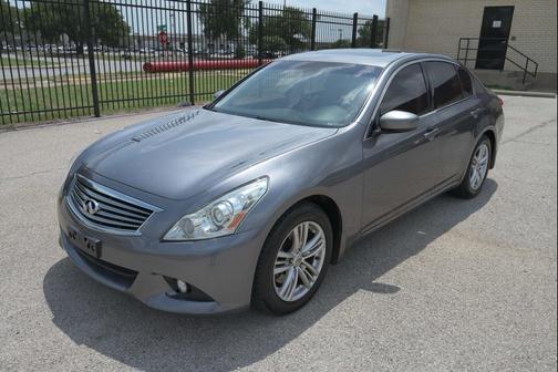 2011 INFINITI G25 Journey