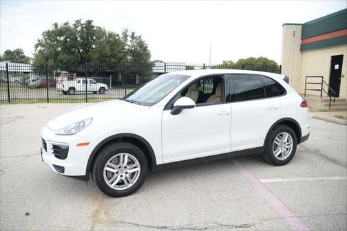 2016 Porsche Cayenne Base