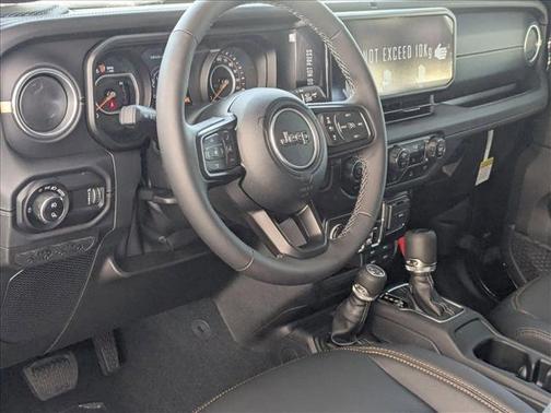 2025 Jeep Gladiator High Tide