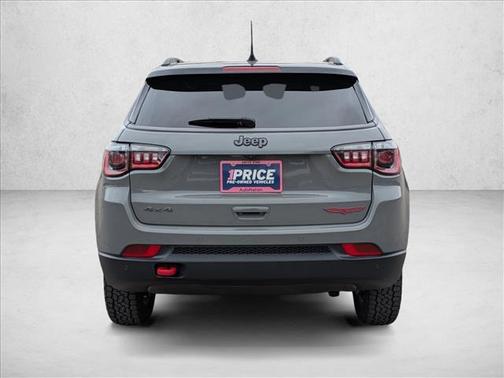 Sting-Gray Clearcoat 2022 Jeep Compass Trailhawk