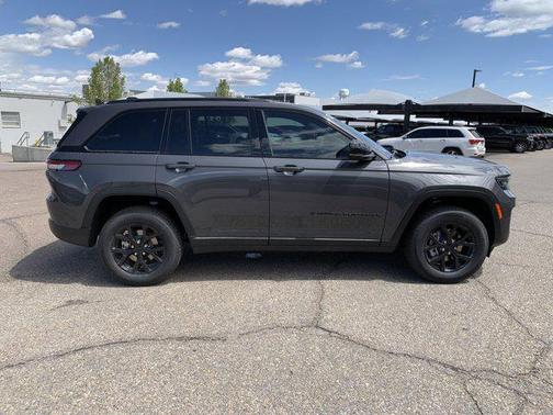 2025 Jeep Grand Cherokee Altitude