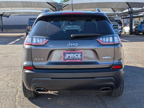 2022 Jeep Cherokee Latitude Lux