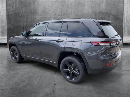 2025 Jeep Grand Cherokee Limited X