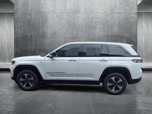 2025 Jeep Grand Cherokee 4xe Base
