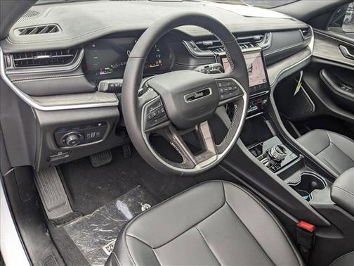 2025 Jeep Grand Cherokee 4xe Base