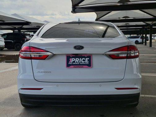 Oxford White 2020 Ford Fusion SE