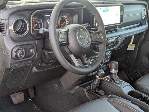 2025 Jeep Gladiator High Tide