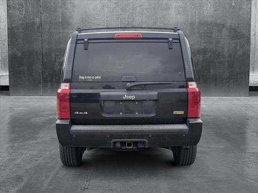 2007 Jeep Commander Sport