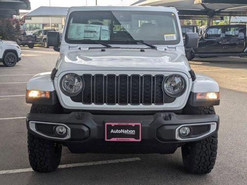 2025 Jeep Gladiator High Tide