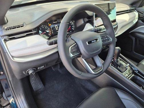 Fathom Blue Pearl Coat 2026 Jeep Compass Limited