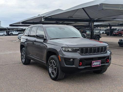 2022 Jeep Grand Cherokee Trailhawk