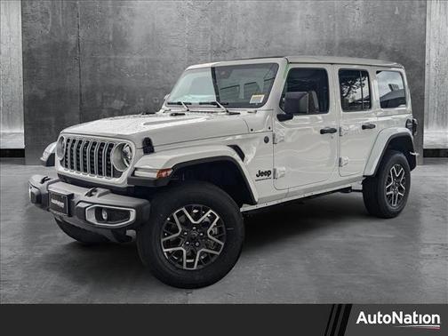 2025 Jeep Wrangler 4-Door Sahara 4x4