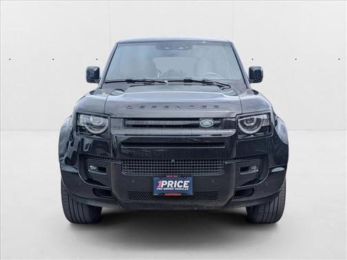 2024 Land Rover Defender 110 P400 X-Dynamic SE