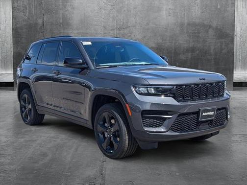 2025 Jeep Grand Cherokee Altitude