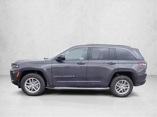 Baltic Gray Metallic Clearcoat 2026 Jeep Grand Cherokee Altitude