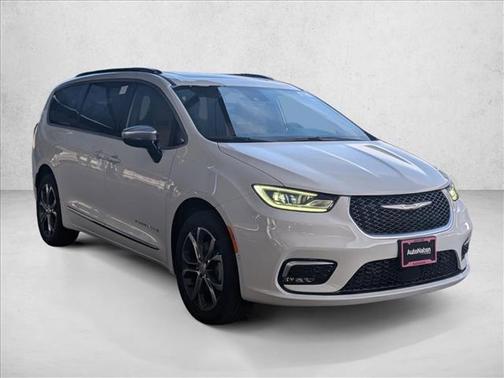 2026 Chrysler Pacifica L