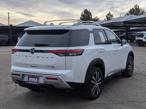 2025 Nissan Pathfinder Platinum 4WD