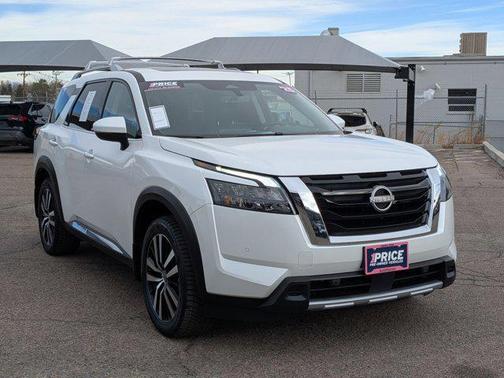 2025 Nissan Pathfinder Platinum 4WD
