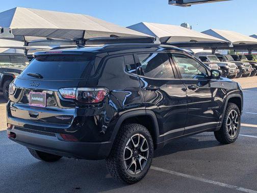 2026 Jeep Compass Trailhawk