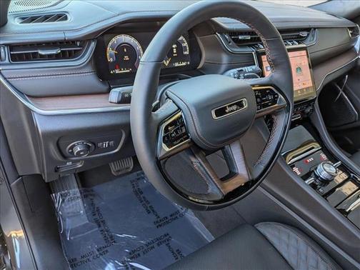 2025 Jeep Grand Cherokee L Summit
