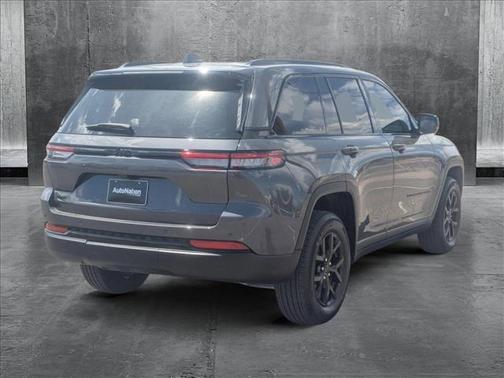 2024 Jeep Grand Cherokee Altitude