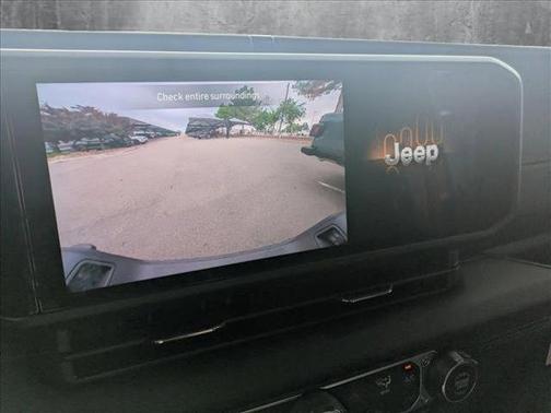 2025 Jeep Gladiator High Tide