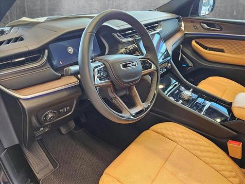 2025 Jeep Grand Cherokee L Summit