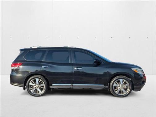 2016 Nissan Pathfinder Platinum
