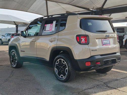 Mojave Sand 2016 Jeep Renegade Trailhawk