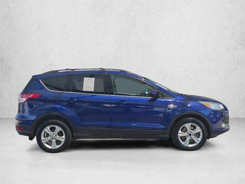 Deep Impact Blue 2016 Ford Escape SE
