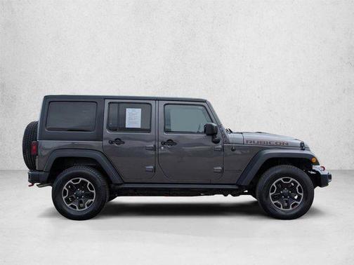 Granite Crystal Metallic Clearcoat 2017 Jeep Wrangler Unlimited Rubicon