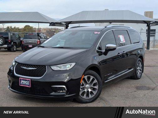 2023 Chrysler Pacifica L