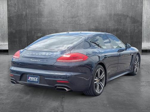 2014 Porsche Panamera 4