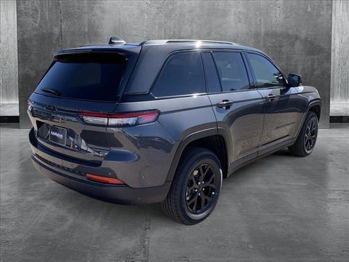 2025 Jeep Grand Cherokee Altitude