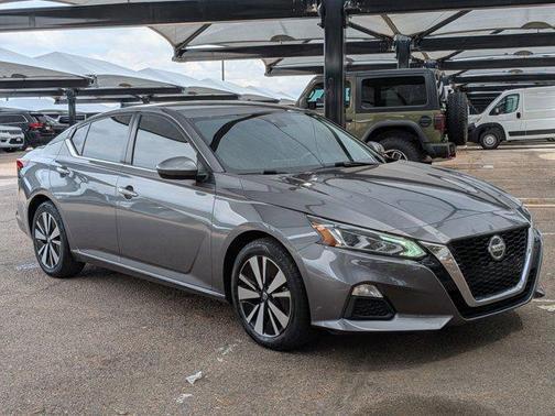 2021 Nissan Altima 2.5 SV