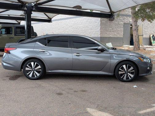 2021 Nissan Altima 2.5 SV