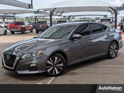 2021 Nissan Altima 2.5 SV