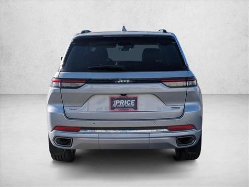 2022 Jeep Grand Cherokee Overland