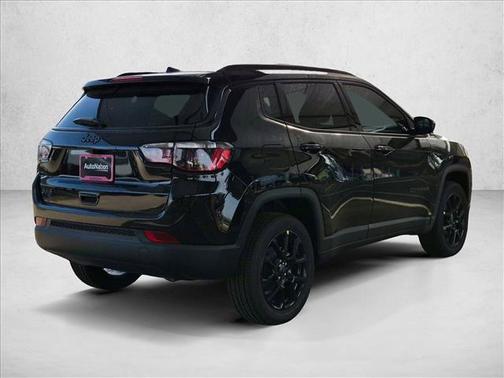 Diamond Black Crystal Pearlcoat 2026 Jeep Compass Sport