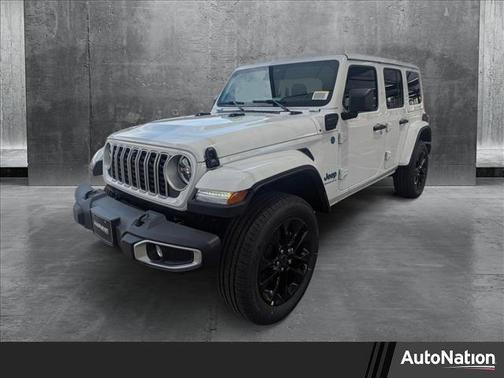 2025 Jeep Wrangler 4xe Sahara
